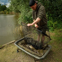 Fox Carpmaster Welded Cradle